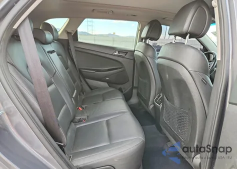 2017 Hyundai Tucson Limited z USA, uszkodzony, nr VIN KM8J3CA20HU284128